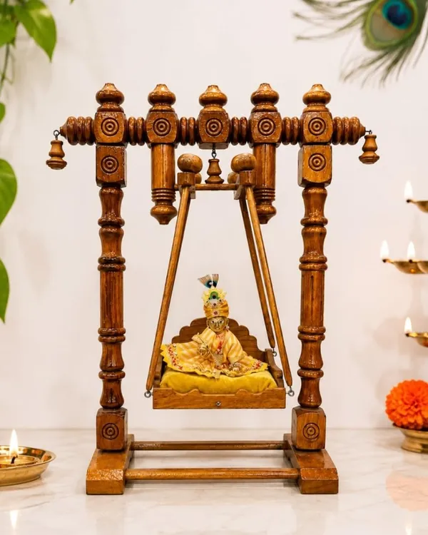 Wooden_Jhula_For_Deity_Idol