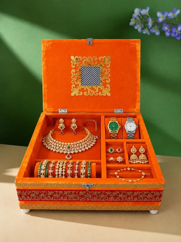 Velvet_Jewelry_Organizer_Box