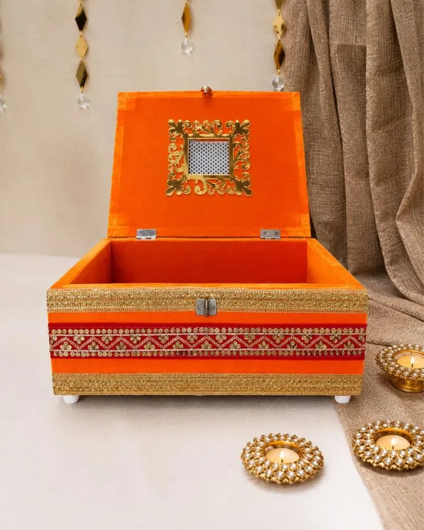 Velvet_Deity_Travel_Box