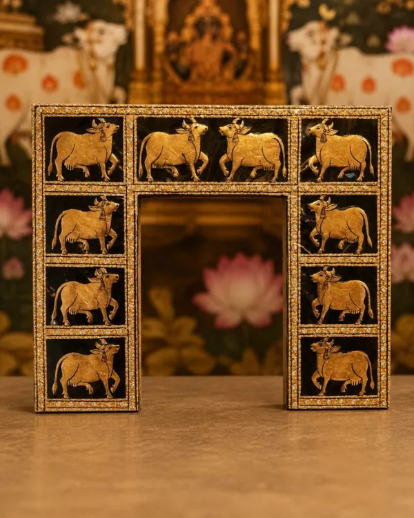 Gau_Dwar_Pithika_Decorative_Temple_Pithika_Shreenath_Ji_Dwar_Laddu_Gopal_Mandir_Decoration_Giriraj_Theme_Pithika_Traditional_Vraj_Decoration_Decorative_Mdf_Temple_Frame_Janmashtami_Darbar_Setup_Cow_Theme_Pithika_Kamdhenu_Theme_Temple_Decoration_Handcrafted_Mandir_Dwar_Temple_Decorative_Entrance_Devotional_Home_Temple_Decor_9_11_Inch