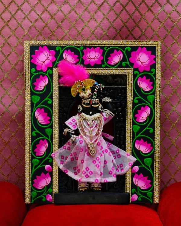 Pithika_Kamal_Dwar_Pithika_Lotus_Dwar_For_Laddu_Gopal_Decorative_Dwar_Pithika_Kamal_Dwar_Lotus_Gate_For_Mandir_Laddu_Gopal_Dwar_Shreenath_Ji_Dwar_Decoration_Decorative_Mandir_Entrance_Mdf_Lotus_Dwar_Janmashtami_Decoration_Item_Lotus_Theme_Pithika_Temple_Decorative_Frame_Handmade_Dwar_Pithika_Decorative_Kamal_Gate_Mandir_Decoration_Accessories_9_9_Inch