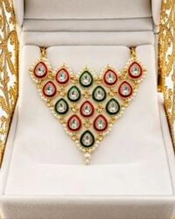 Navrang_Kundan_Trikon_Mala_Premium_Shringar_Jewellery_Laddu_Gopal_Accessories_Pearl_Mala_Necklace_Shringar_Jewellery_Accessories_Perfect_For_All_God_And_Godesses_3_5_4