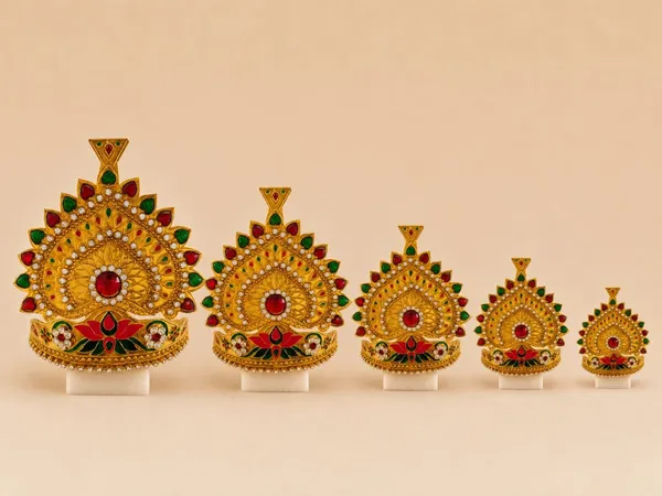 Surya_Prabha_Mukut_Mukut_For_God_Idols_Laddu_Gopal_Mukut_Shringar_Articles_Puja_Articles_Decorative_Items_Jewellery_Accessories_4_3_4
