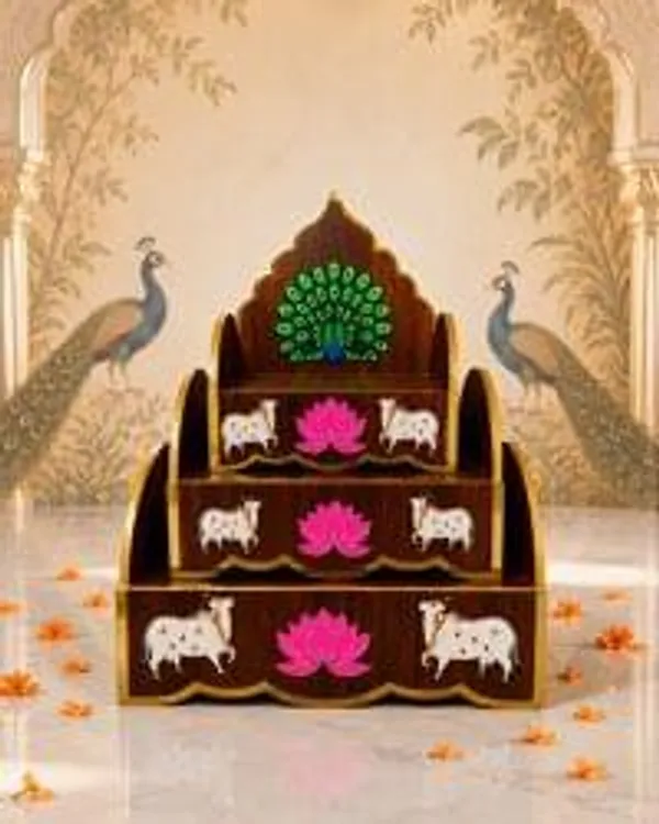 Mayurvedi_Sinhasan_Wooden_Singhasan_For_Krishna_Idol_Wooden_Puja_Singhasan_Laddu_Gopal_Sihasan_Singasan_For_Laddu_Gopal_Sihasan_For_All_God_Wooden_Sihansan_Idols_Lord_Krishna_Shrinath_Ji_Sihasan_For_Deities_Idols_Perfect_For_Home_Temple_Decoration_Puja_Puja_Articles_Home_Decor_Festivals_Decor_4_5_6_7_Inch