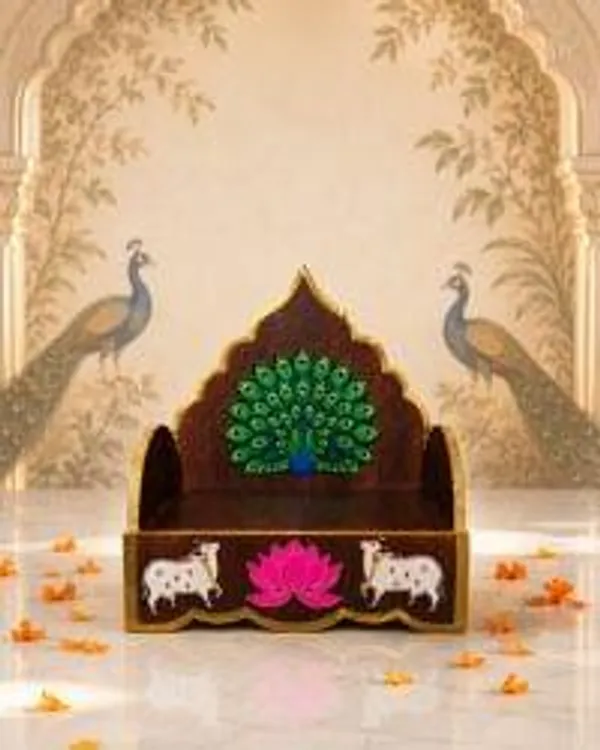 Mayurvedi_Sinhasan_Wooden_Singhasan_For_Krishna_Idol_Wooden_Puja_Singhasan_Laddu_Gopal_Sihasan_Singasan_For_Laddu_Gopal_Sihasan_For_All_God_Wooden_Sihansan_Idols_Lord_Krishna_Shrinath_Ji_Sihasan_For_Deities_Idols_Perfect_For_Home_Temple_Decoration_Puja_Puja_Articles_Home_Decor_Festivals_Decor_4_5_6_7_Inch