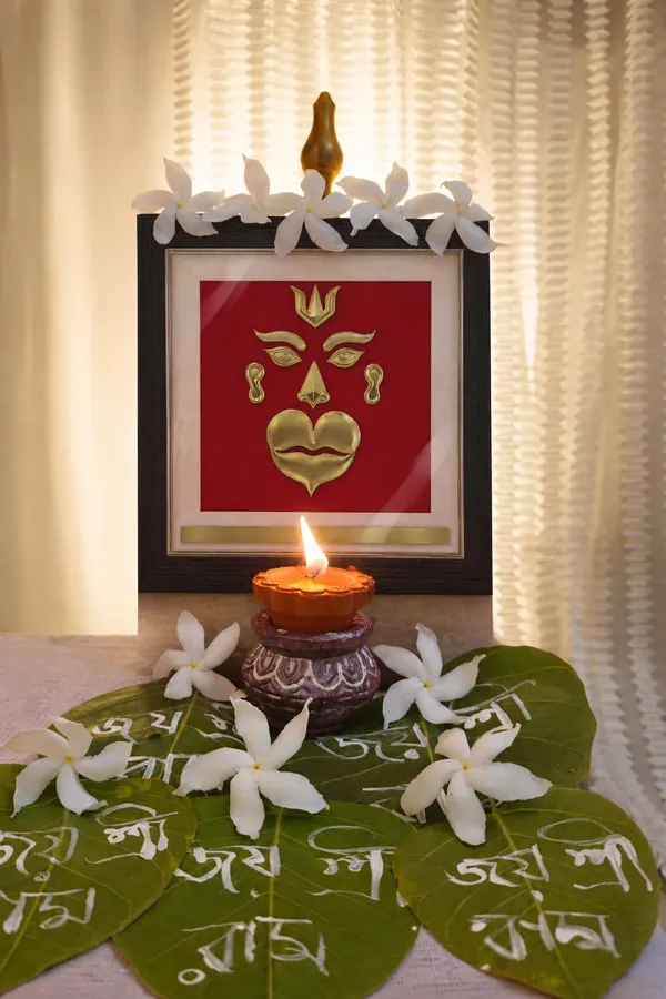 Premium_Bajrang_Mukh_Frame_With_Custom_Name_Plate_Embossed_Hanuman_Face_Wall_Decor_Golden_Finish_Bajrang_Wall_Hanging_For_Home_Temple_Meditation_Spiritual_Gift