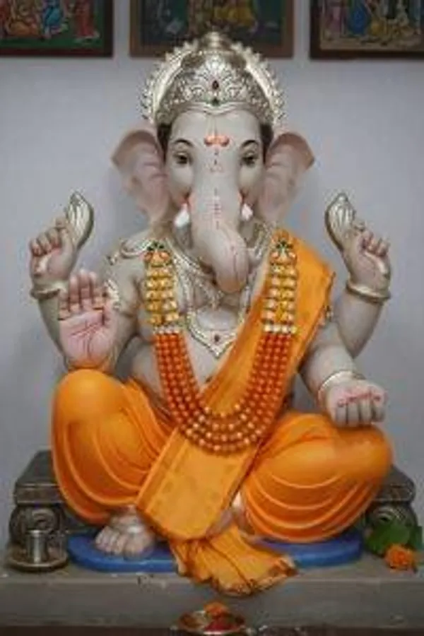 Shyam_Rangi_Pearls_Beads_Mala_Pearl_Mala_Necklace_Shringar_Krishnaji_Thakurji_Devi_Maa_Radhakrishna_Temple_Bead_Mala_Deity_Shringar_Mala_Pooja_Articles_Jewellery_Accessories_Perfect_For_All_God_And_Godesses_Orange_5_5
