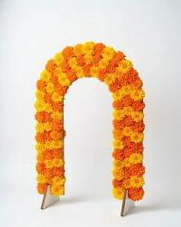 Phool_Mandali_Laddu_Gopal_Phool_Mandali_Floral_Backdrop_For_God_Janmashtami_Decoration_Krishna_Flower_Decoration_Mandir_Decoration_12_Inches