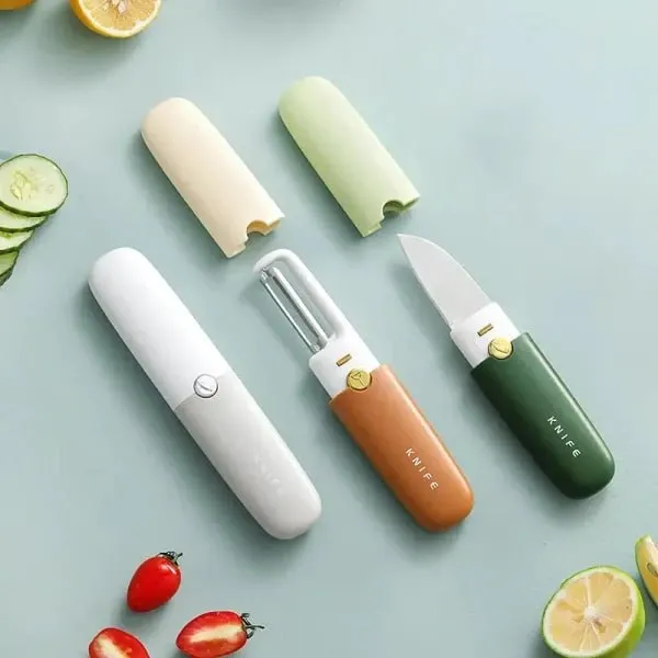 Stainless_Steel_Kitchen_Knife_And_Peeler_Set