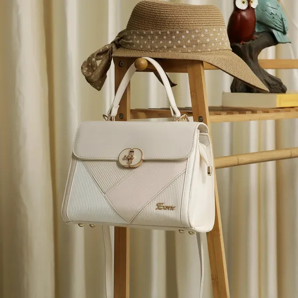 Exotic_Elegant_Tri_Tone_Structured_Handbag_Off_White