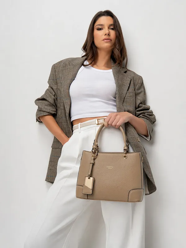 Exotic_Caramel_Edge_Structured_Handbag_Apricot_Apricot
