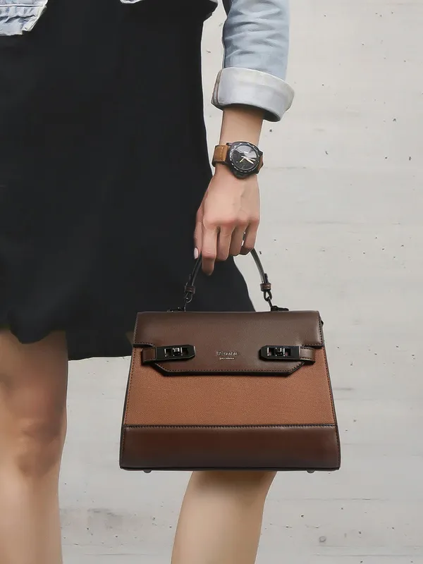 Exotic_Dualtone_Textured_Handbag_Coffee_Coffee