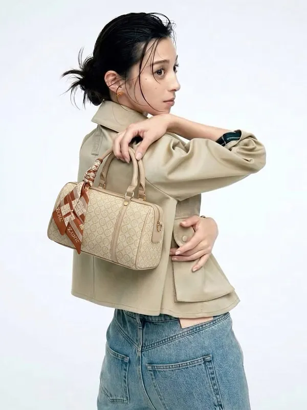 Exotic_Monogram_Pattern_Top_Handheld_Slingbag_Beige_Beige