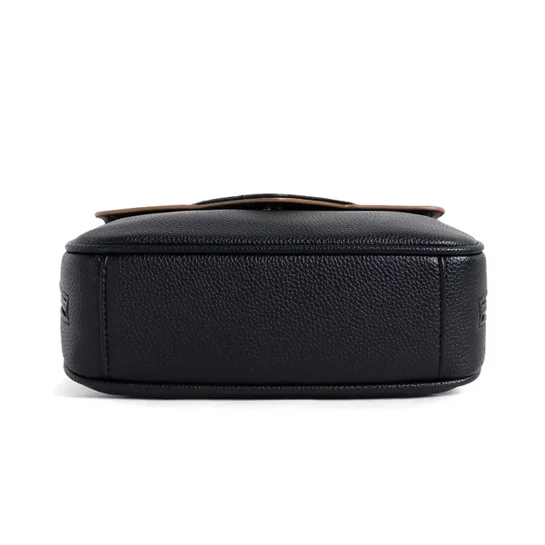 Exotic_Textured_Style_Meets_Sophistication_Flap_Sling_Bag_Black_Black