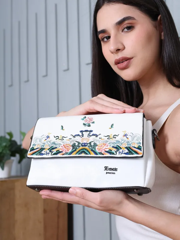 Exotic_Women_S_Premium_Flora_Embroidery_Flap_Sling_Bag_White_White