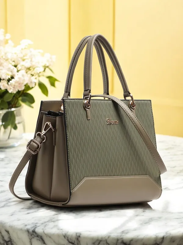 Exotic_Elevate_Your_Stylish_Premium_Handbag_Olive_Olive
