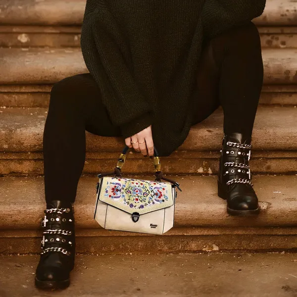 Exotic_Satchel_Vintage_Retro_Embroidery_Purse_Beige_Beige