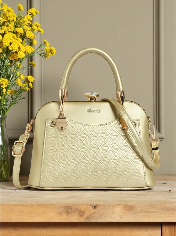 Exotic_Diamond_Evening_Bag_Gold_Gold