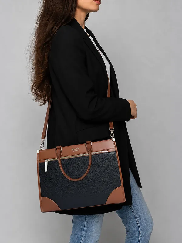 Exotic_Alora_Structured_Tote_Handbag_Black