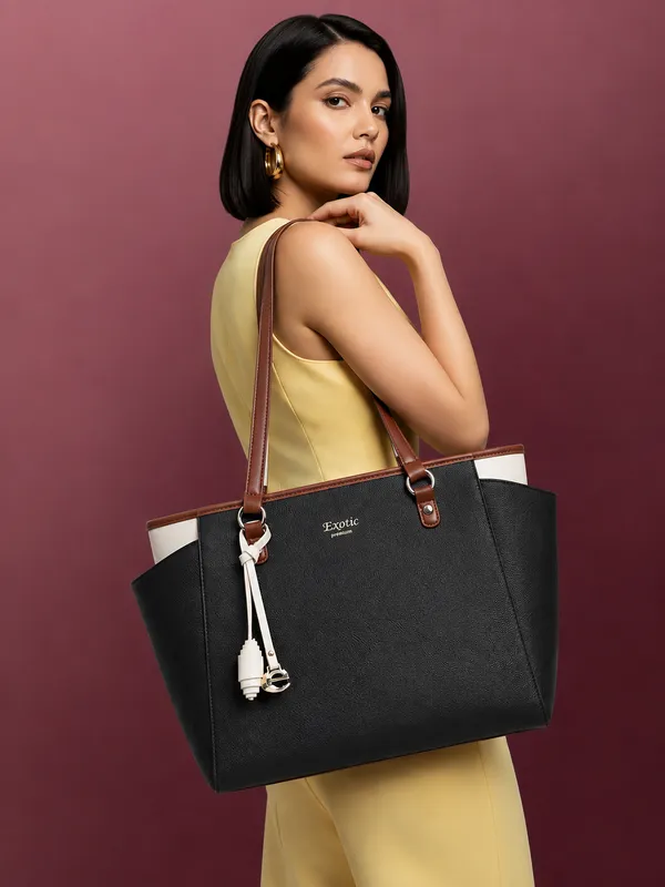 Exotic_Amara_Structured_Black_Tote_Bag_Black