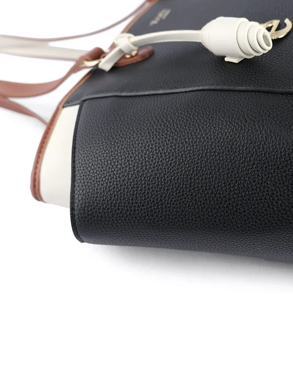 Exotic_Amara_Structured_Black_Tote_Bag_Black
