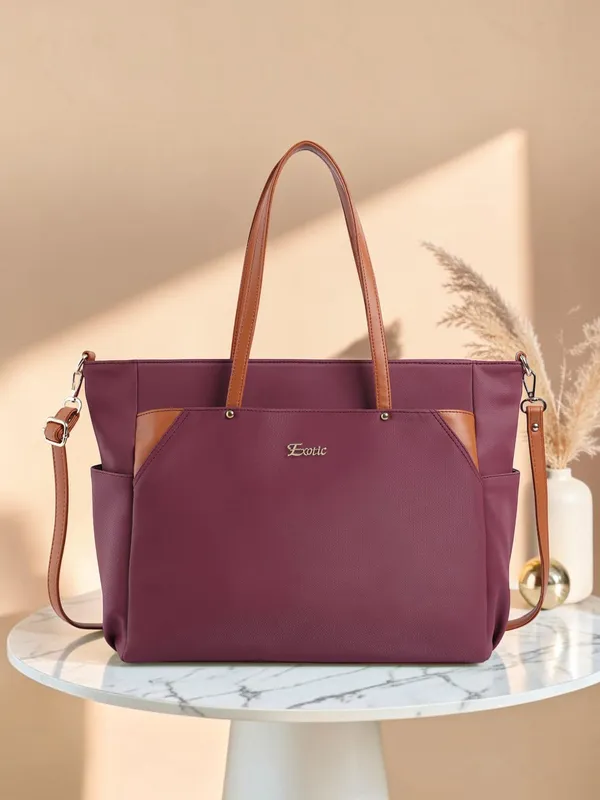 Exotic_Women_S_Tote_Bag_With_Crossbody_Strap_Maroon