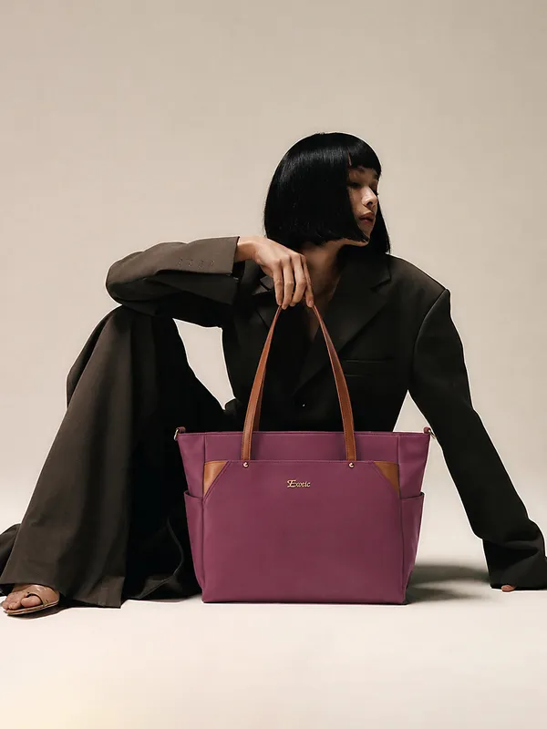 Exotic_Women_S_Tote_Bag_With_Crossbody_Strap_Maroon