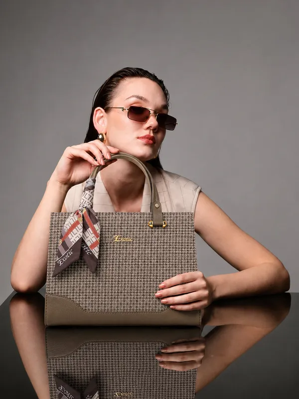 Exotic_Charme_Houndstooth_Dual_Tone_Sling_Cum_Handbag_Olive