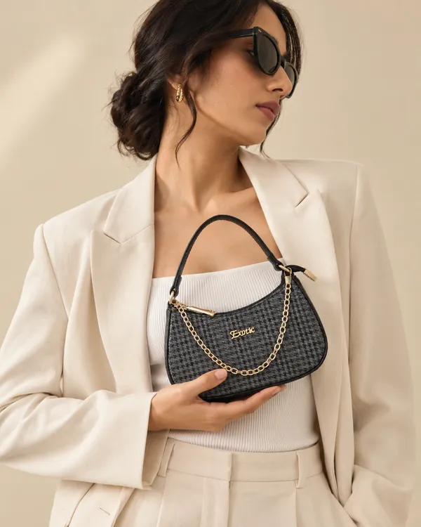 Exotic_Veyra_Mini_Sling_Bag_For_Women_Black