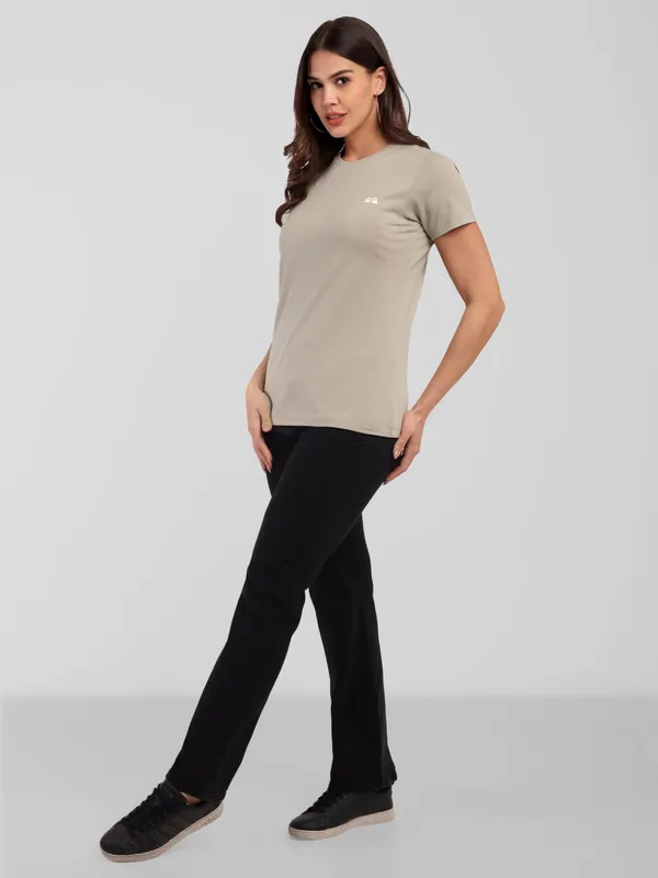 Women_S_Classic_Organic_Cotton_Anti_Stain_Anti_Odour_Round_Neck_T_Shirt_Beige