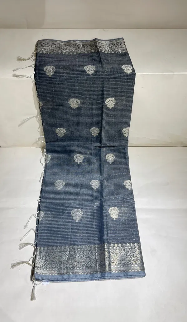 Humairah_Presents_Grey_Cotton_Masrise_Floral_Silver_Zari_Booti_with_Self_Silver_Zari_Border_and_Grey_Blouse