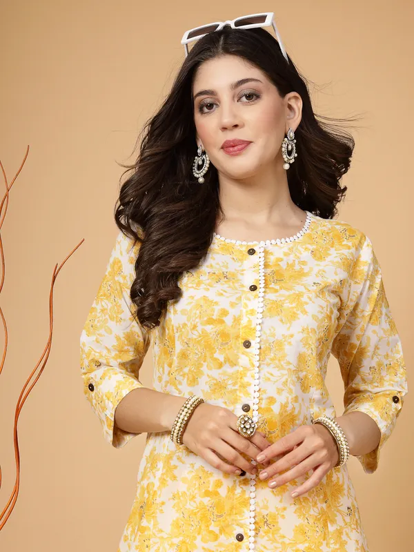 Yellow_Pure_Cotton_A-line_Kurta_with_White_Gota_Patti_Embellishments