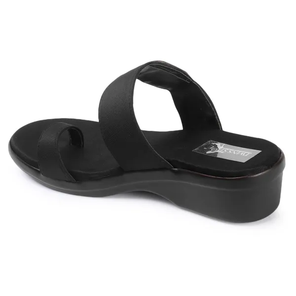 Angutha__Strap_Casual_Wedge_Slippers_(Black)