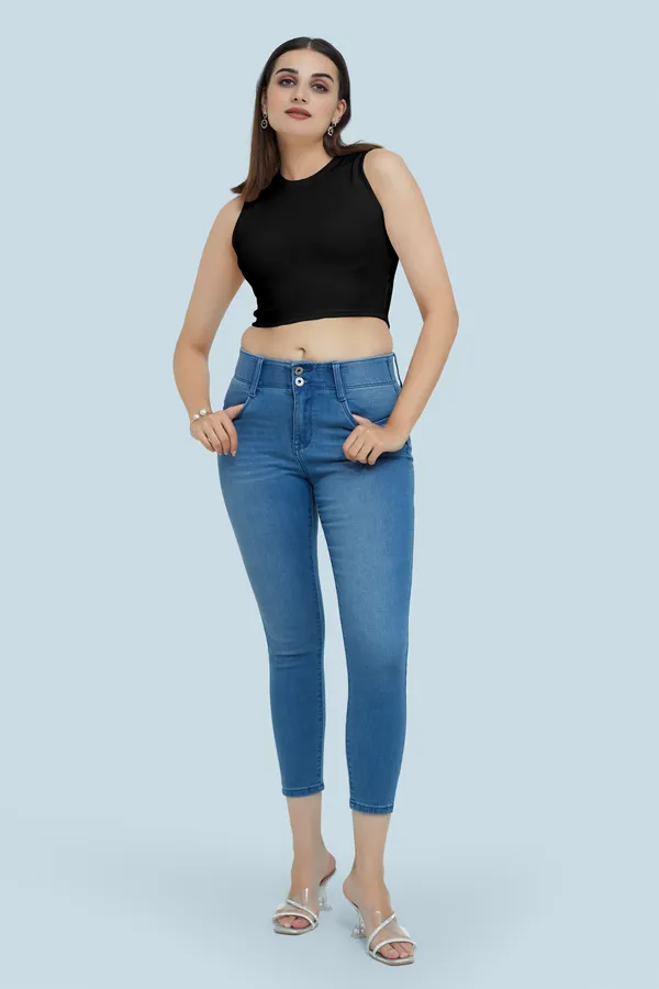 Black_Sleeveless_Ribbed_Round_Neck_Slim_Fit_Collarless_Casual_Tank_Top_For_Women