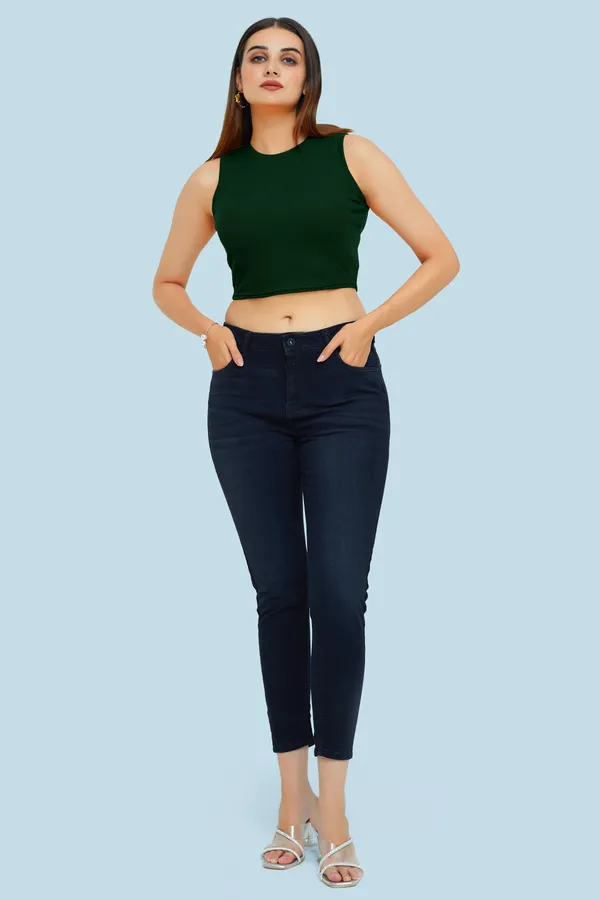 Green_Sleeveless_Ribbed_Round_Neck_Slim_Fit_Collarless_Casual_Tank_Top_For_Women