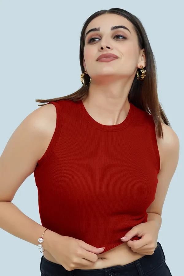 Red_Sleeveless_Ribbed_Round_Neck_Slim_Fit_Collarless_Casual_Tank_Top_For_Women