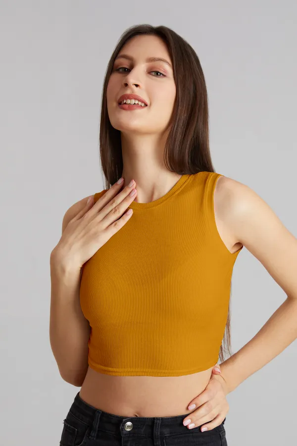 Stylish_Sleeveless_Round_Neck_Ribbed_Yellow_Tank_Tops