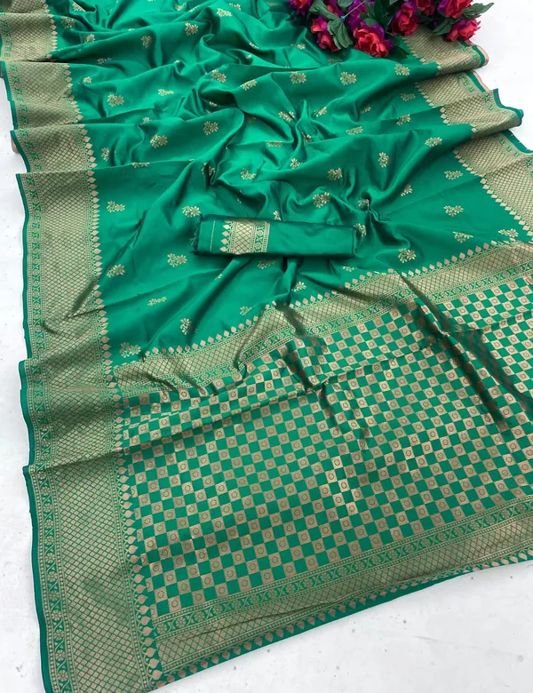 GREEN_WOVEN_BANARASI_SILK_JAQUARD_SAREE