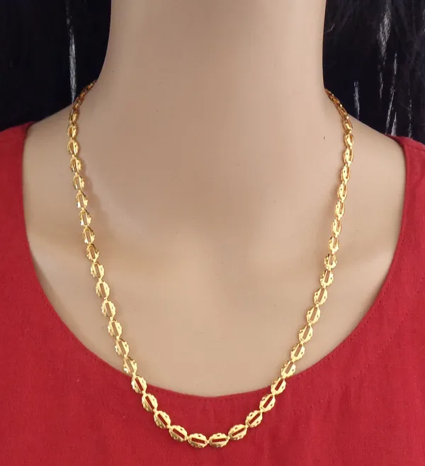 Gold_Pack_Of_3_Gold_Chains_For_Everyday_Wardrobe_For_Women