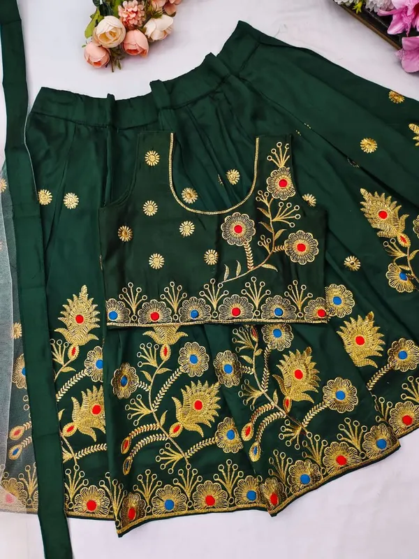 Green_Stitched_Designer_Traditional_Party_Wear_Lehenga_Choli_With_Dupatta_Set