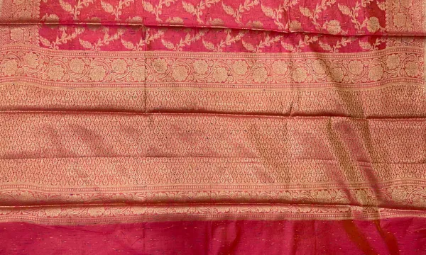 Humairah_Presents_Pink_Art_Silk_Golden_Floral_Zari_Jaal_with_Banarasi_Floral_Zari_Border_with_Pink_Blouse