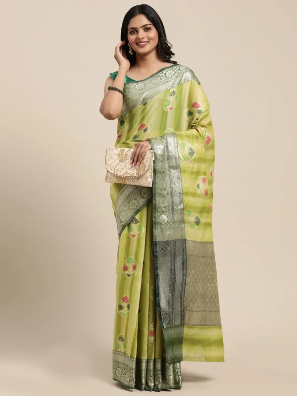 Green_Matka_Silk/Silk_Blend_Banarasi_Sarees_For_Women