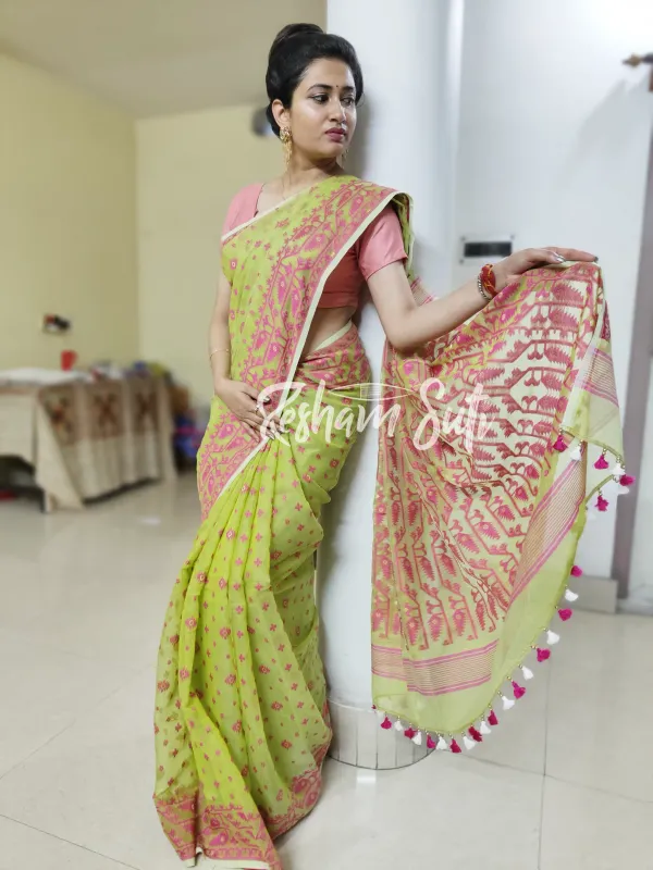 Fluorescent_Green_Pink_Resham_Cotton_Jamdani_Saree-Dwiper_Naam_Tiya_Rang