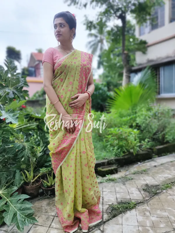 Fluorescent_Green_Pink_Resham_Cotton_Jamdani_Saree-Dwiper_Naam_Tiya_Rang