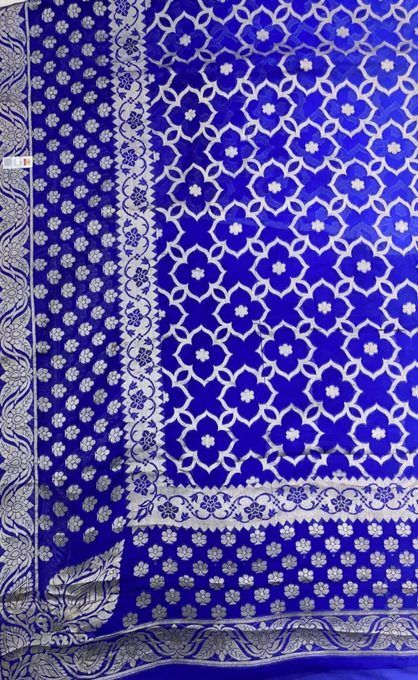Humairah_Presents_Pure_Handloom_Blue_Chiffon_Koniya_Zari_Geometrical_Jaal_with_Skirt_Zari_Border_with_Blue_Blouse
