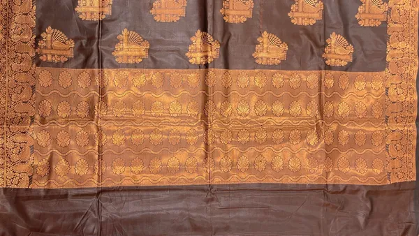 Humairah_Presents_Black_Art_Silk_Copper_Zari_Floral_Boota_Contrast_Copper_Zari_Border_and_Banarasi_Pallu_with_Black_Blouse