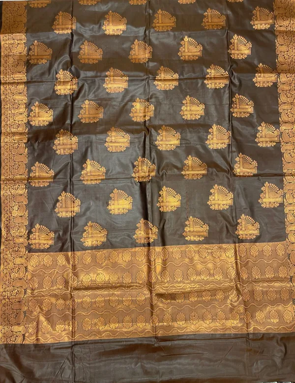 Humairah_Presents_Black_Art_Silk_Copper_Zari_Floral_Boota_Contrast_Copper_Zari_Border_and_Banarasi_Pallu_with_Black_Blouse