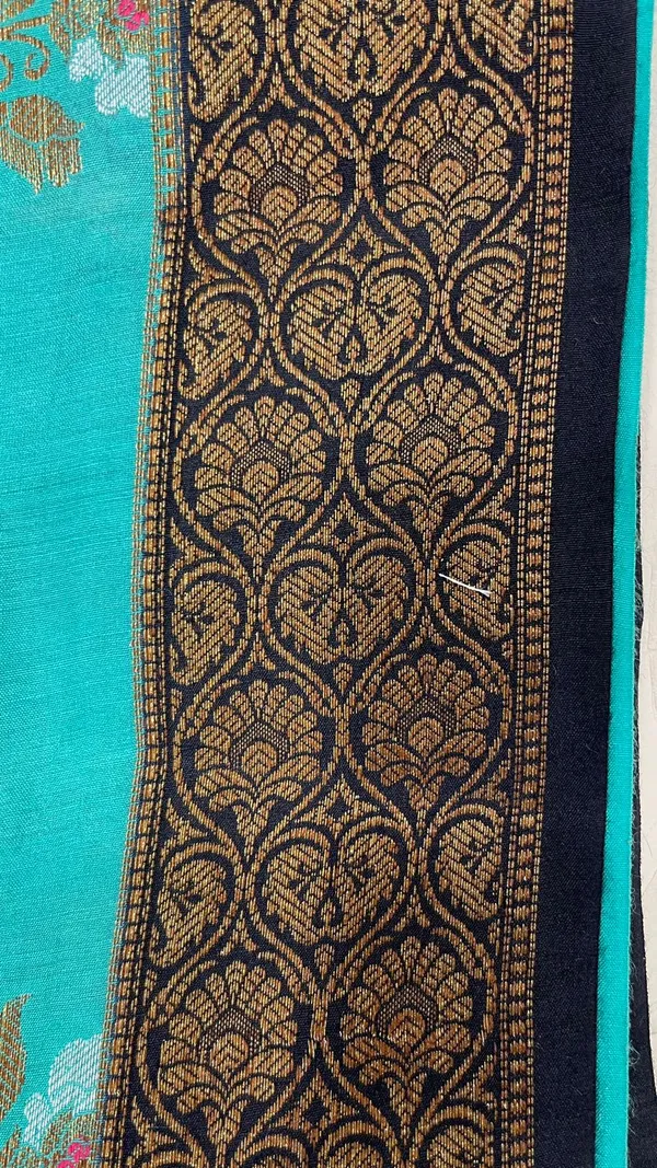 Humairah_Pure_Handwoven_Sea_Green_Muga_Silk_Floral_Zari_Mina_Booti_Contrast_Navy_Blue_Anchal_Copper_Zari_Border_Banarasi_Saree_with_Navy_Blue_Blouse_piece