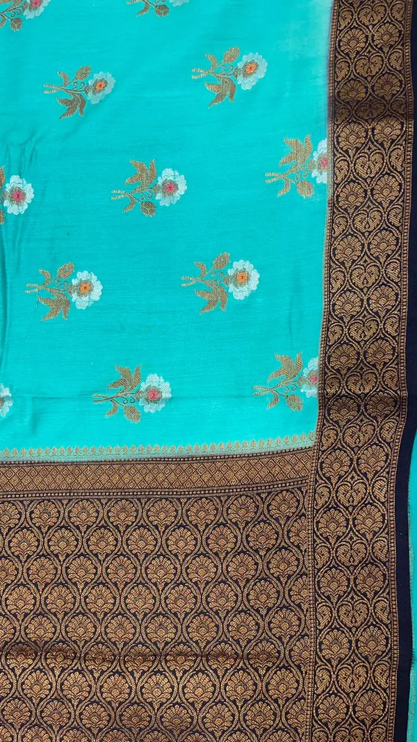 Humairah_Pure_Handwoven_Sea_Green_Muga_Silk_Floral_Zari_Mina_Booti_Contrast_Navy_Blue_Anchal_Copper_Zari_Border_Banarasi_Saree_with_Navy_Blue_Blouse_piece