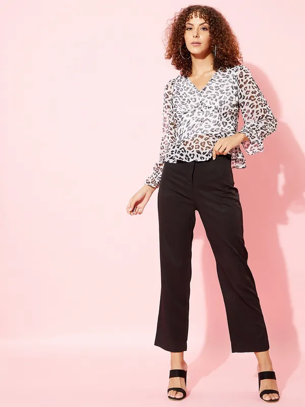 White_Chiffon_Casual_Printed_V-Neck_Regular_Fit_Top_For_Women